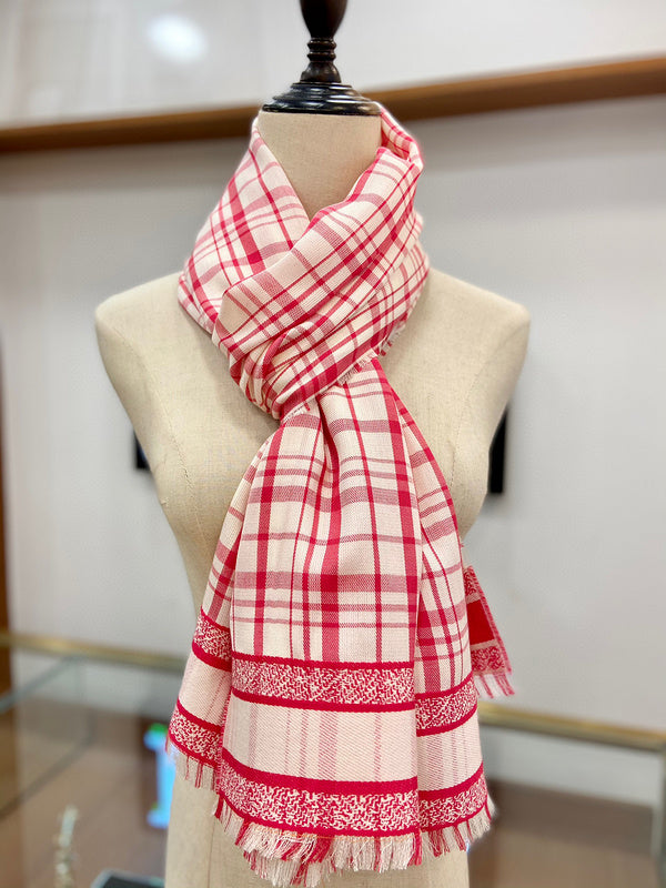 MC-Scarfs-560