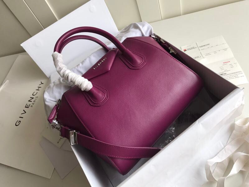 MC-GIVENCHY-231