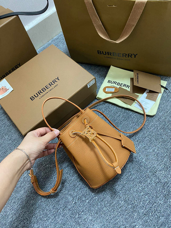 MC-Burberry-259