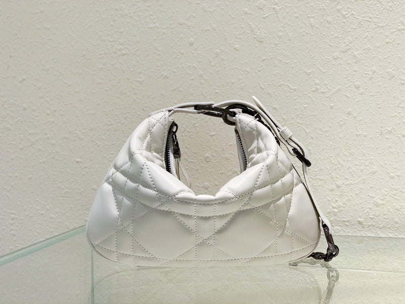 MC-Christian Dior-1646