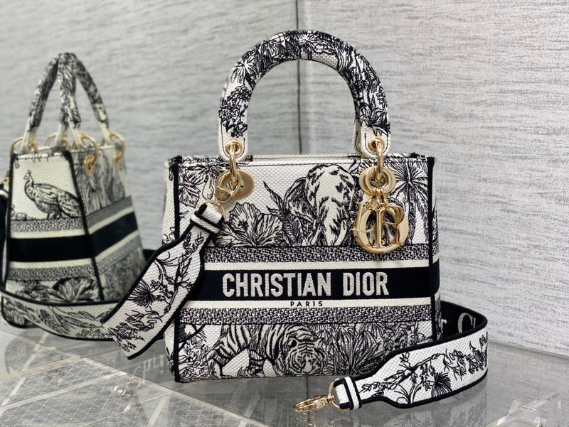 MC-Christian Dior-1651