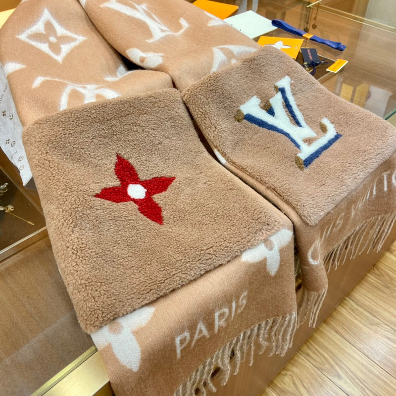 MC-Scarfs-573