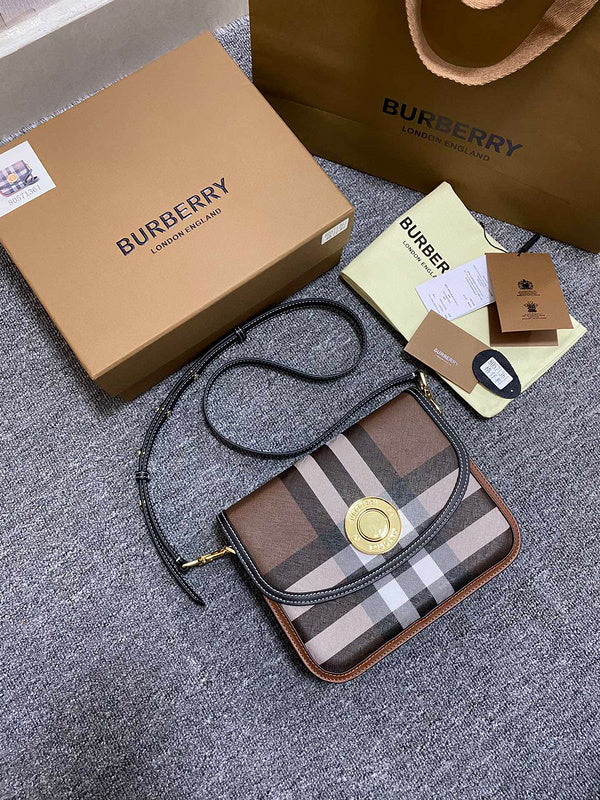 MC-Burberry-266