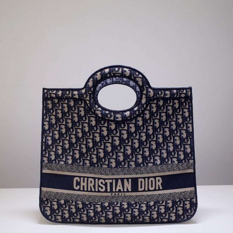 MC-Christian Dior-1669
