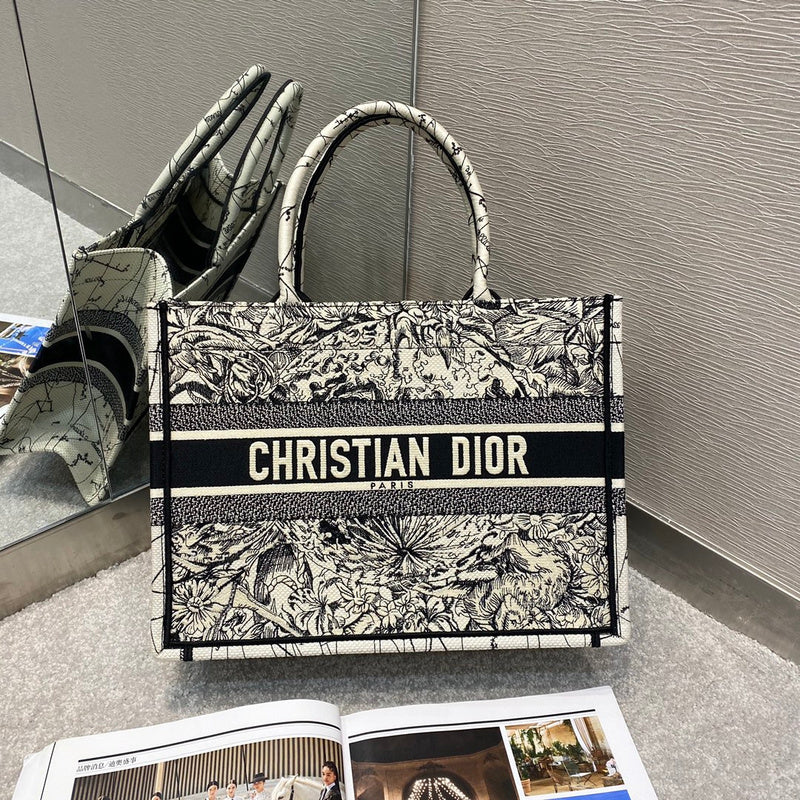 MC-Christian Dior-1675