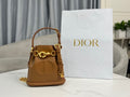 MC-Christian Dior-1680
