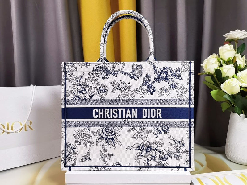 MC-Christian Dior-1692