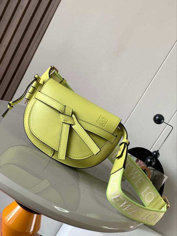 MC-Loewe-464