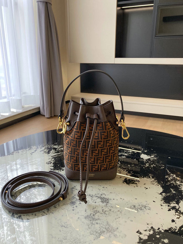MC-FENDI-1802