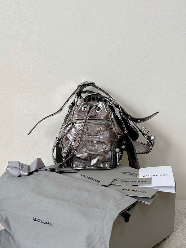 MC-Balenciaga-777