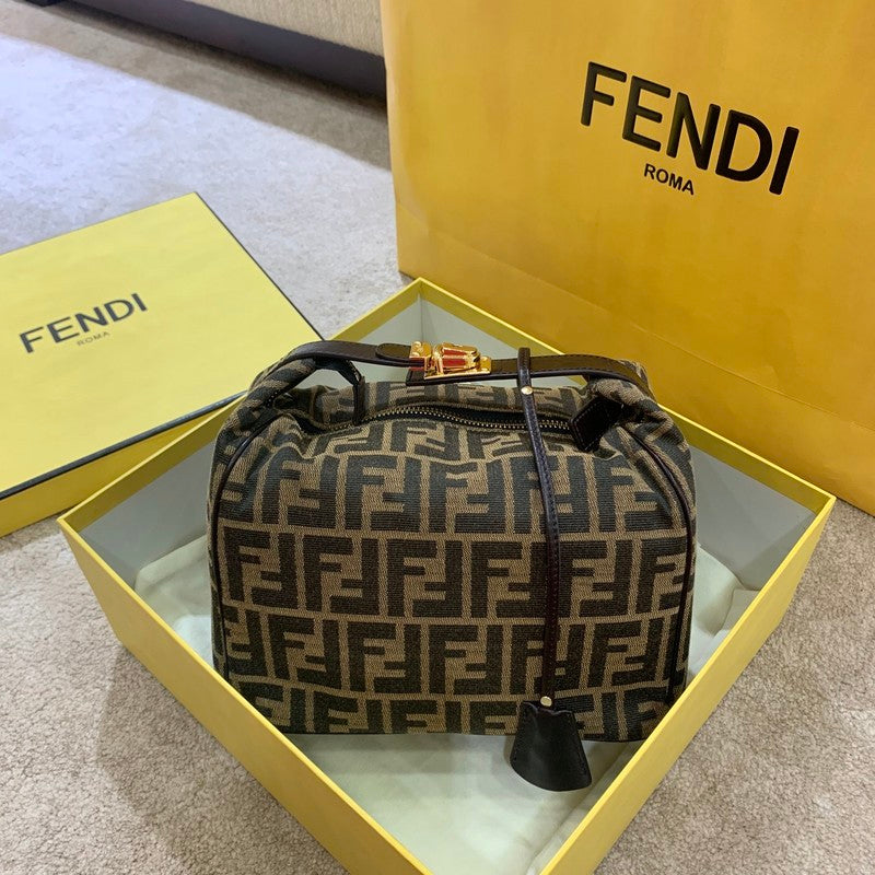 MC-FENDI-1806