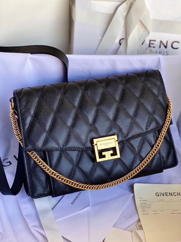 MC-GIVENCHY-242
