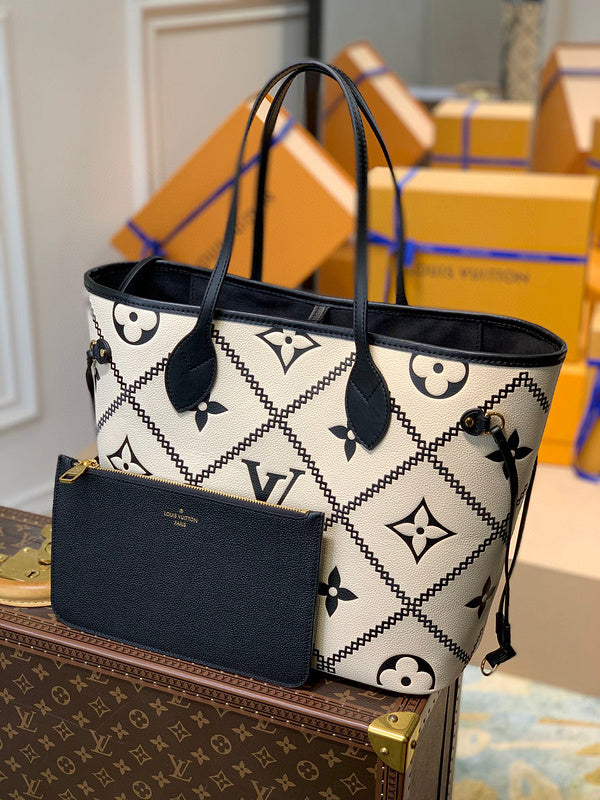 MC-LV-Bags-1863