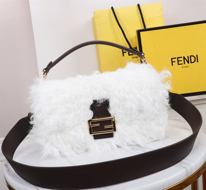 MC-FENDI-1826