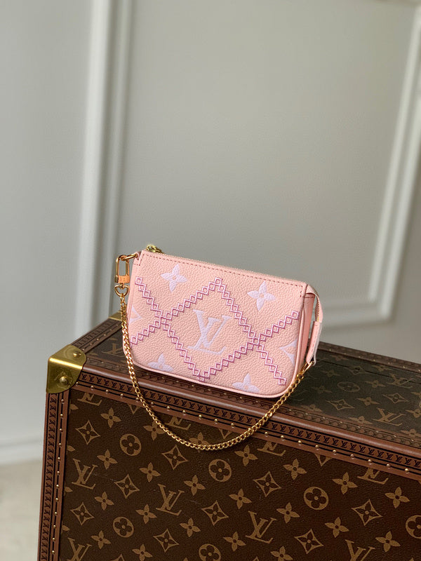 MC-LV-Bags-1879