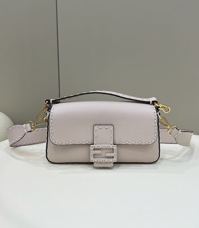 MC-FENDI-1889