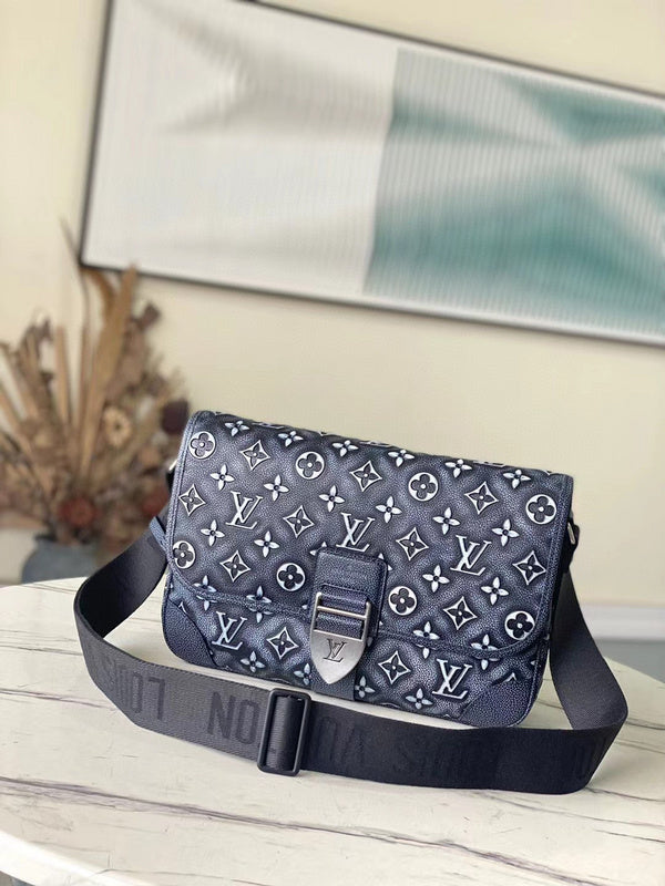 MC-LV-Bags-1902
