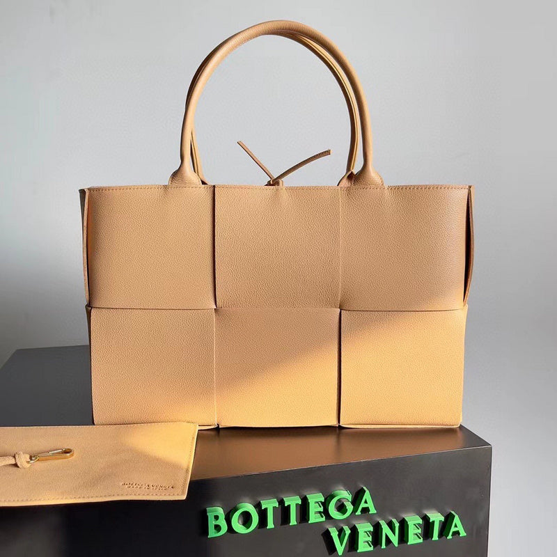 MC-Bottega Veneta-1039