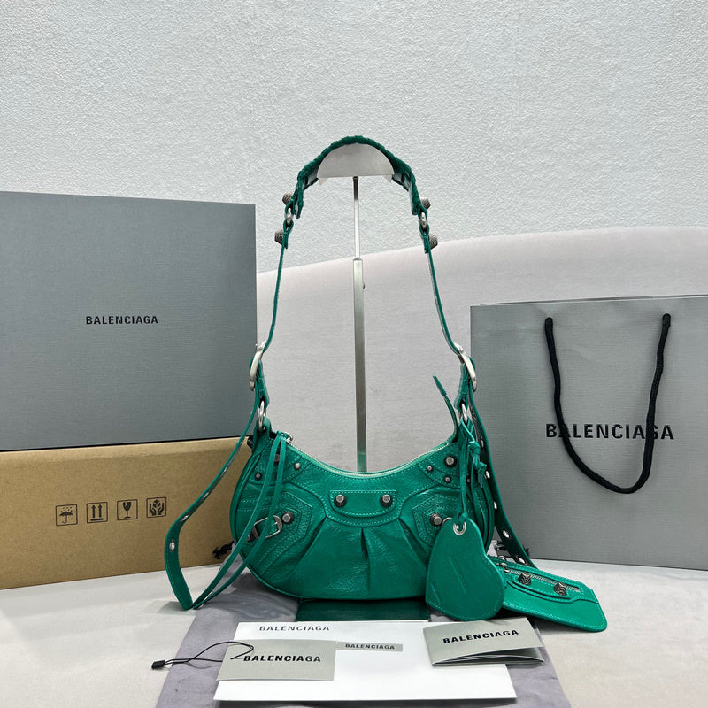 MC-Balenciaga-831