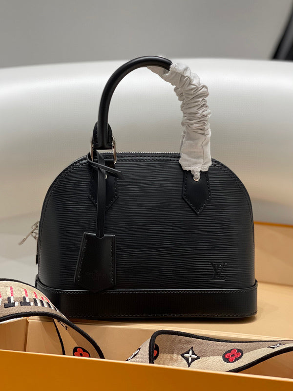 MC-LV-Bags-1925
