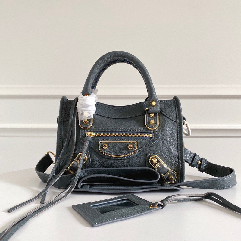 MC-Balenciaga-835
