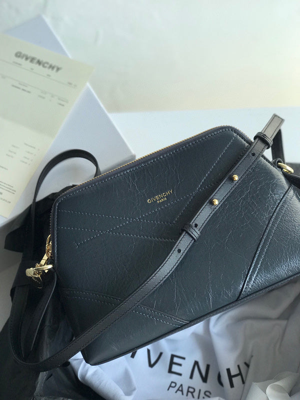 MC-GIVENCHY-261