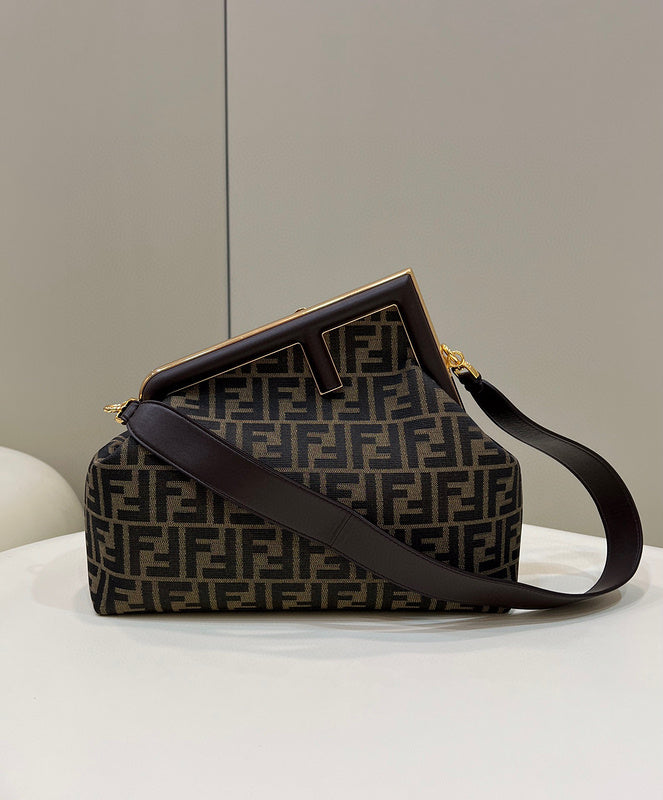 MC-FENDI-1939