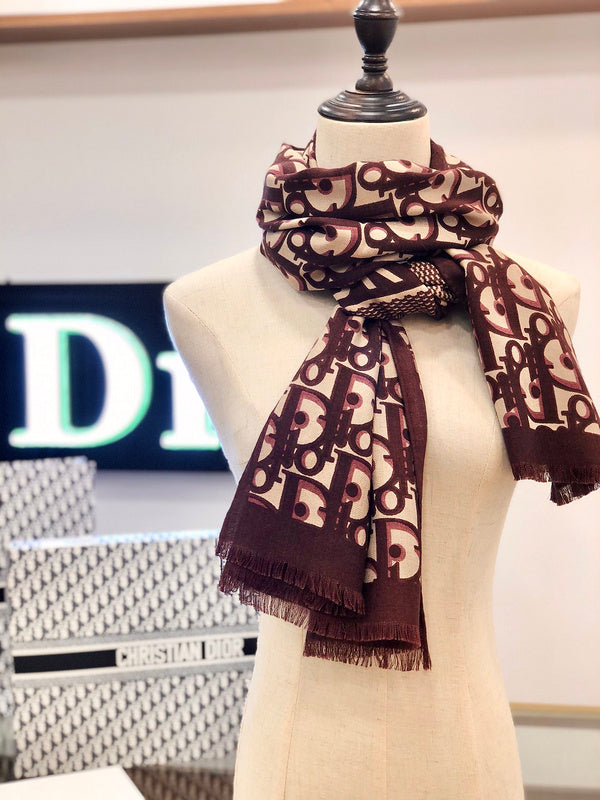 MC-Scarfs-622