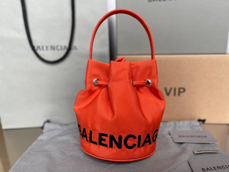 MC-Balenciaga-842