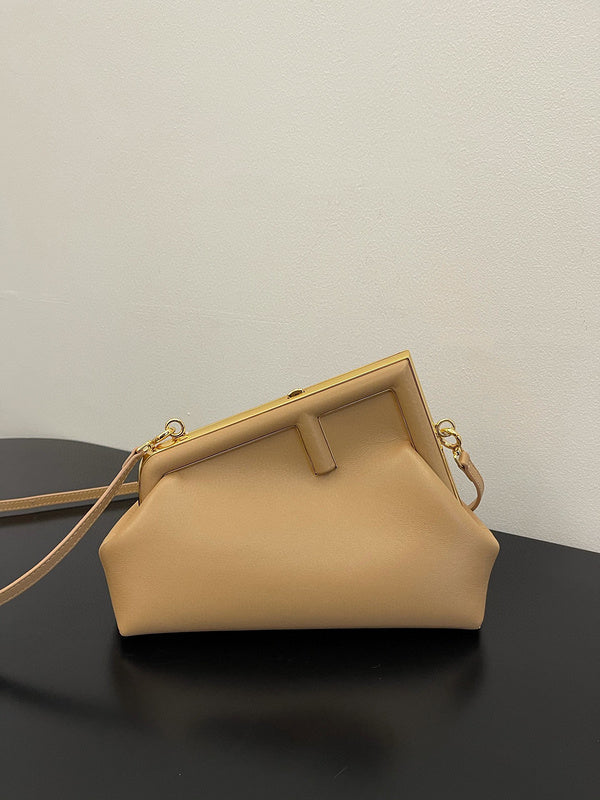 MC-FENDI-1941