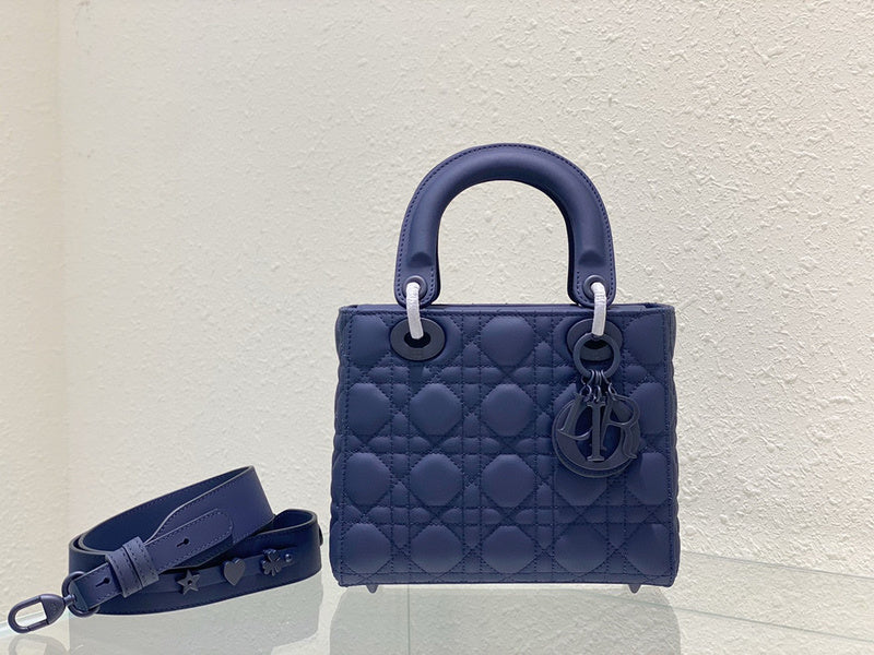 MC-Christian Dior-1820