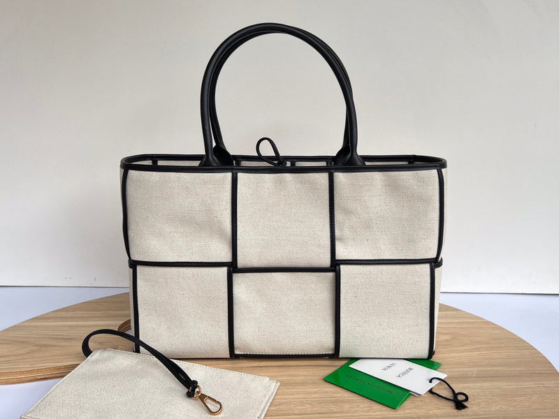 MC-Bottega Veneta-1069