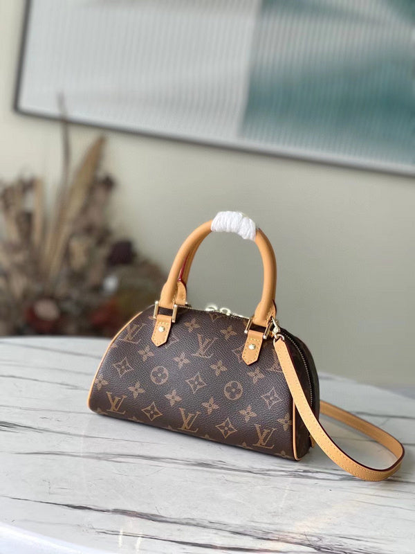 MC-LV-Bags-1958