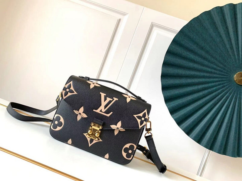 MC-LV-Bags-1960