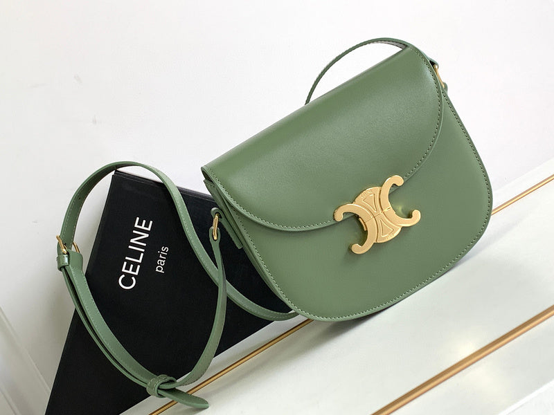 MC-Celine-875