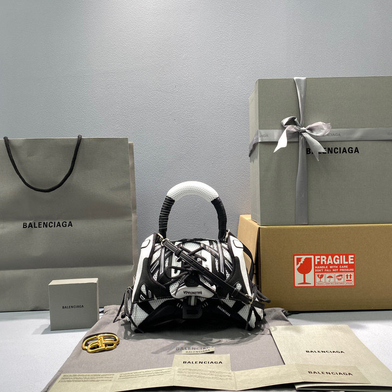 MC-Balenciaga-853