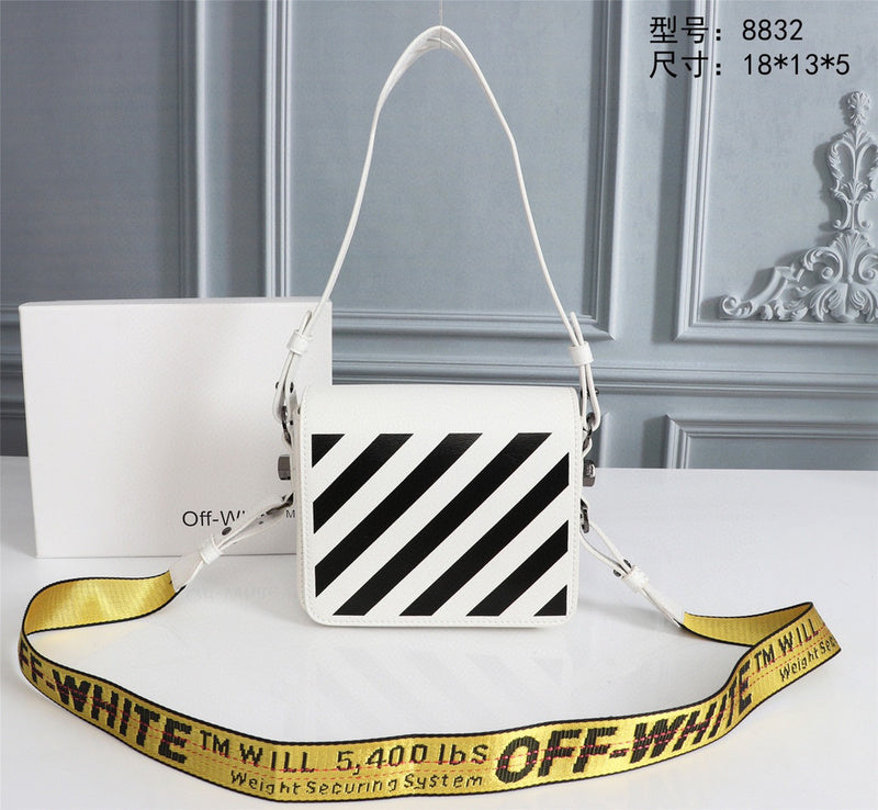 MC-OFF White-278