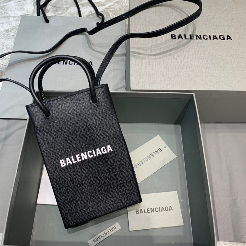 MC-Balenciaga-856