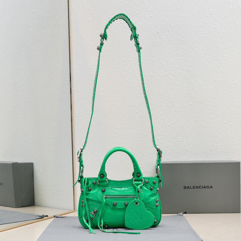 MC-Balenciaga-863