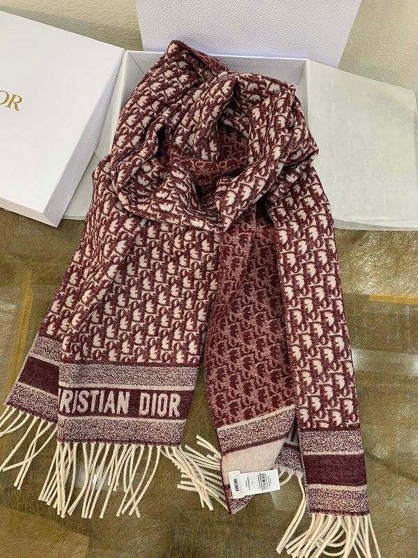 MC-Scarfs-643