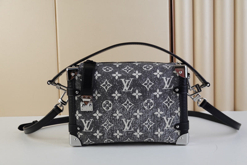 MC-LV-Bags-2006