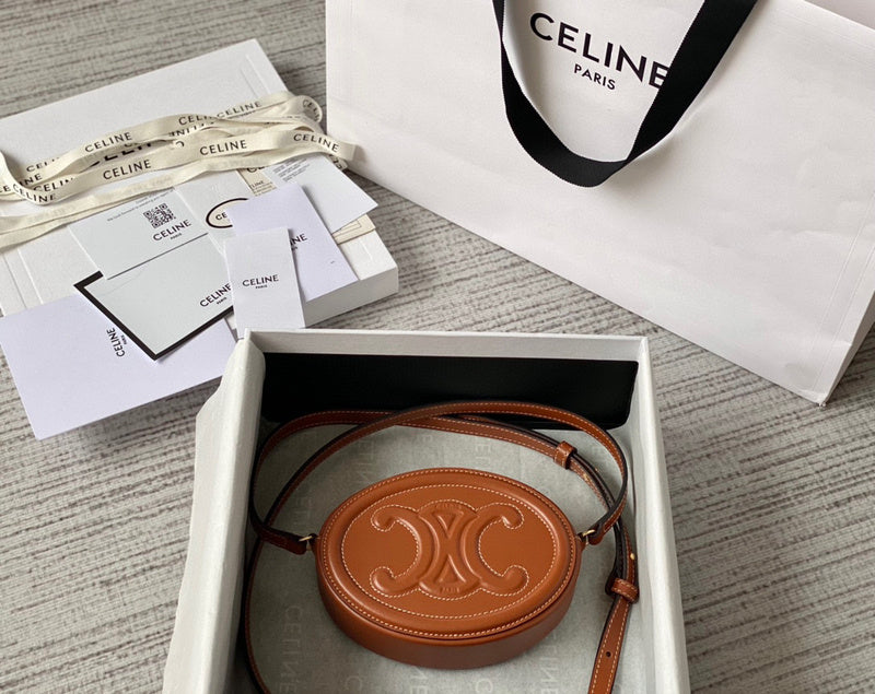 MC-Celine-889