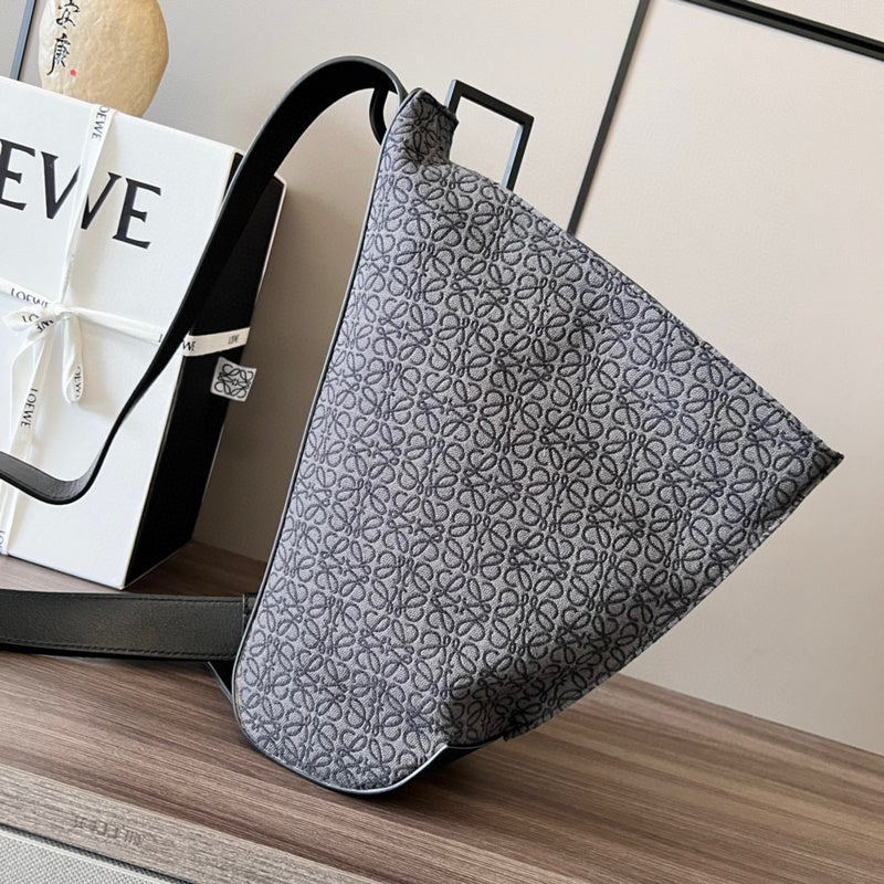 MC-Loewe-521