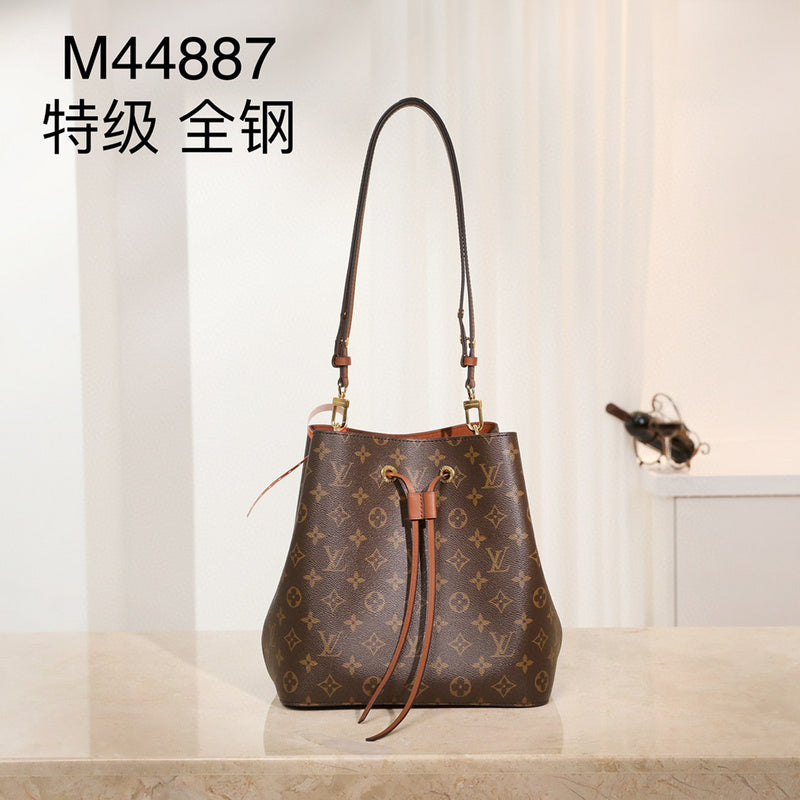 MC-LV-Bags-2036