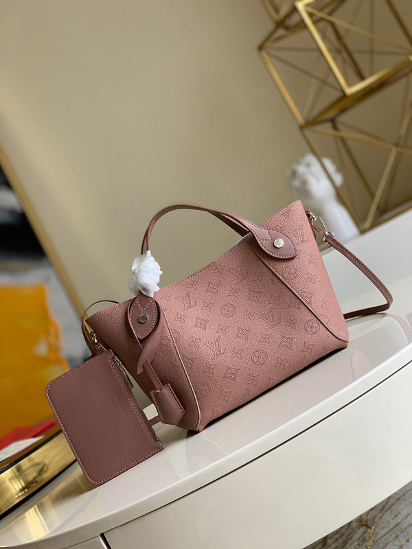 MC-LV-Bags-2041