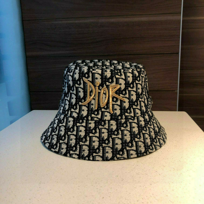 MC-Hats-194
