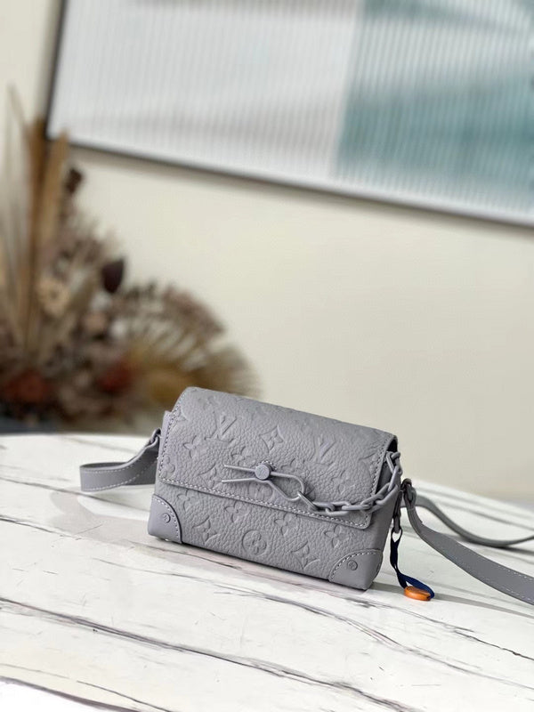 MC-LV-Bags-2065