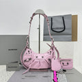 MC-Balenciaga-883