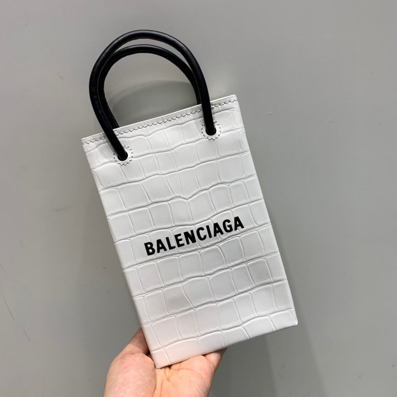MC-Balenciaga-889