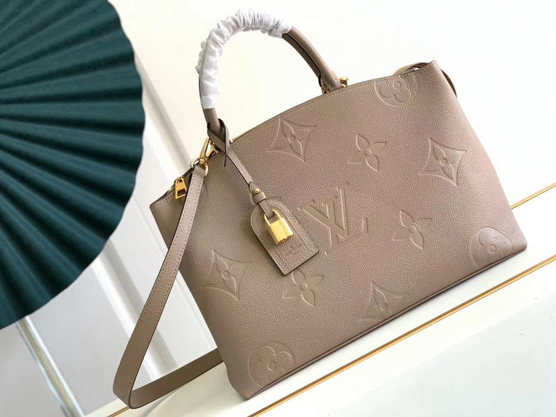 MC-LV-Bags-2093